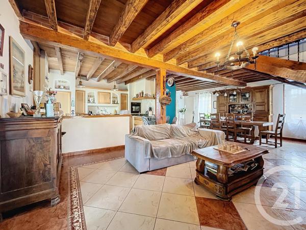 Maison à vendre  7 pièces - 213,10 m2 ST GERAND LE PUY - 03