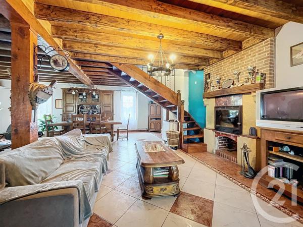 Maison à vendre  7 pièces - 213,10 m2 ST GERAND LE PUY - 03