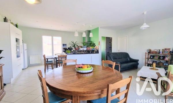 Maison à vendre 4 pièces 100 m² Ruelle-sur-Touvre