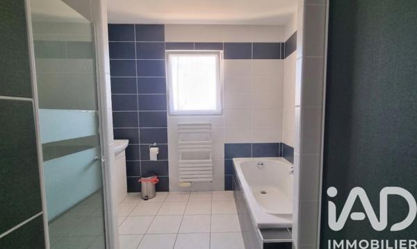 Maison à vendre 4 pièces 100 m² Ruelle-sur-Touvre