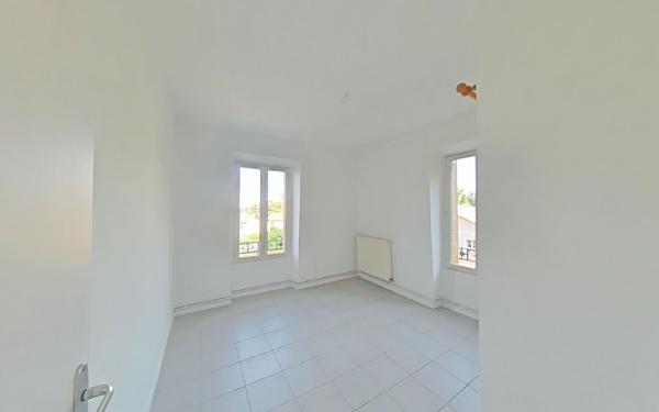 Appartement à louer    3 pièces •  Romans-sur-Isère