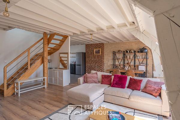 LOUÉ : Duplex meublé de caractère en hypercentre