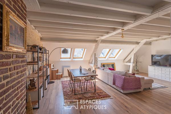 LOUÉ : Duplex meublé de caractère en hypercentre