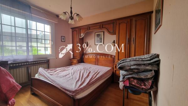Maison
                                                                                                                                                                                                                                                                                                                        5 pièce(s)                                                                                                                                                                                                          3 chambre(s)                                                                                                                                                                                                          120  m²