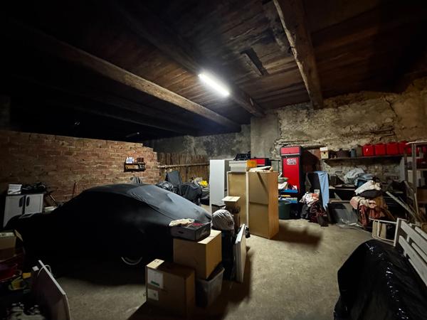 Maison Roubia 4 pièce(s) 0171 m2