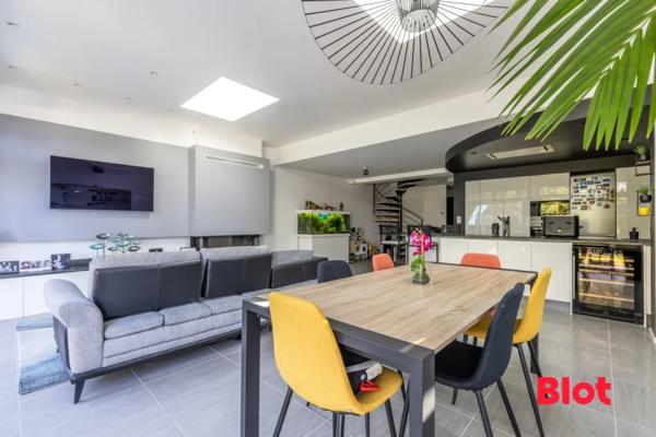 Maison 5 pièce(s)