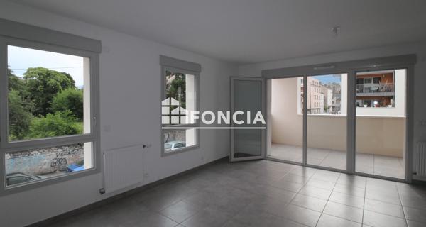 Location Appartement 2 pièces 49.14 m² - Grenoble 38000