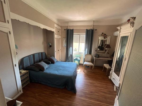 GRANDE VILLA DE 280M2 A 300M DE LA MER