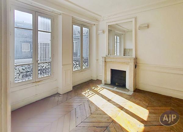Vente appartement Paris 8eme : 400 000 € - AJP Immobilière Passy Paris 16