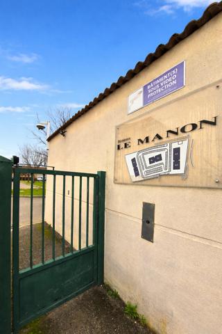 Cavaillon (84300) T2 avec extérieur + parking sécurisé, vue ST JACQUES