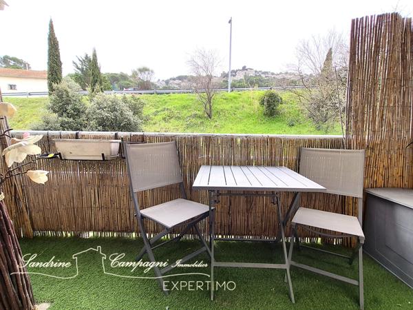 Cavaillon (84300) T2 avec extérieur + parking sécurisé, vue ST JACQUES