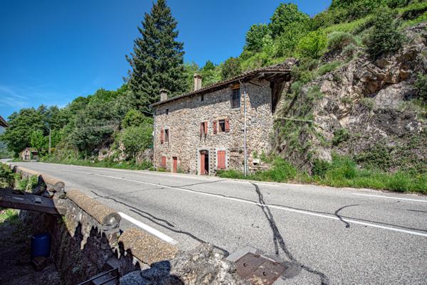 Thueyts (07330) MAISON A RENOVER ENTIEREMENT