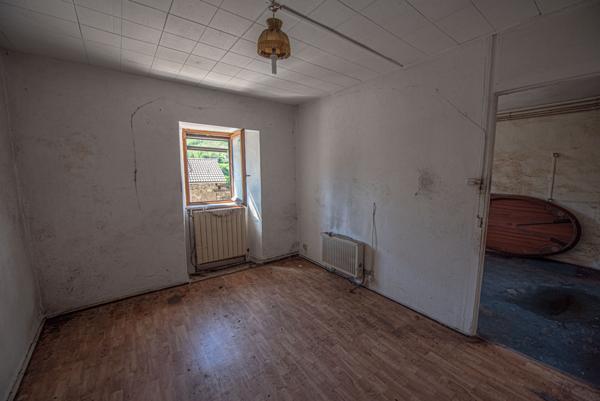 Thueyts (07330) MAISON A RENOVER ENTIEREMENT