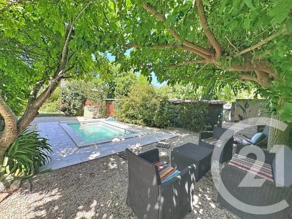Maison à vendre  4 pièces - 112 m 2   CHATEAURENARD  - 13