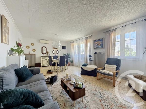 Maison à vendre  4 pièces - 112 m 2   CHATEAURENARD  - 13