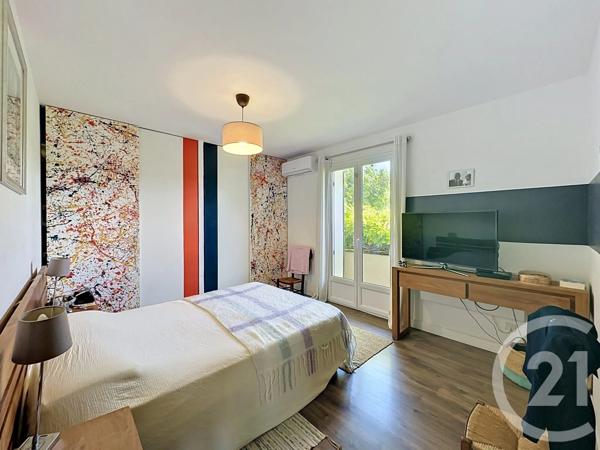 Maison à vendre  4 pièces - 112 m 2   CHATEAURENARD  - 13