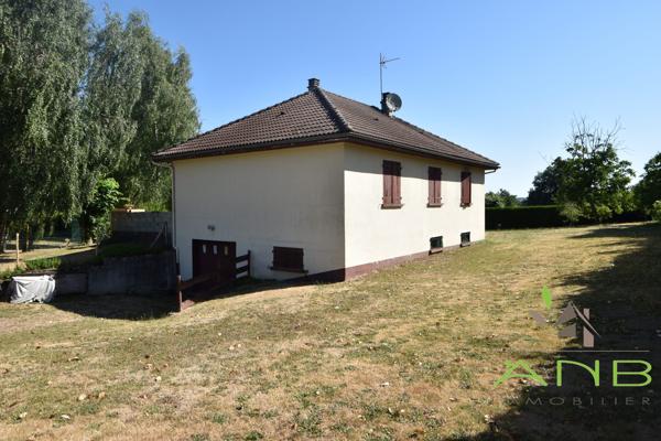 Maison semi enterrée Chaillac-sur-Vienne 87200
