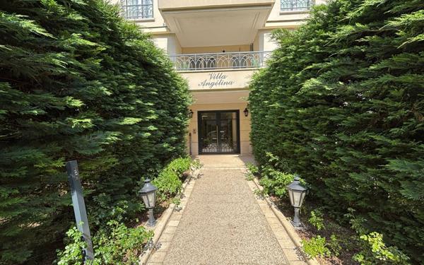 Appartement à louer    1 pièce • 16 m2 Nogent-sur-Marne