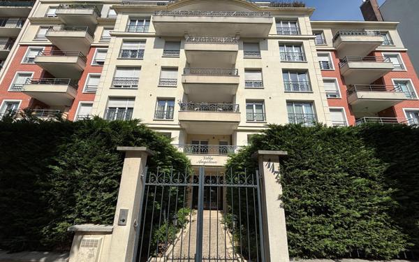 Appartement à louer    1 pièce • 16 m2 Nogent-sur-Marne