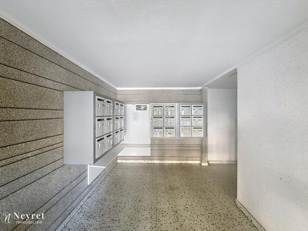 T4 Centre 2 balcon