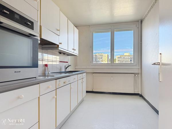 T4 Centre 2 balcon