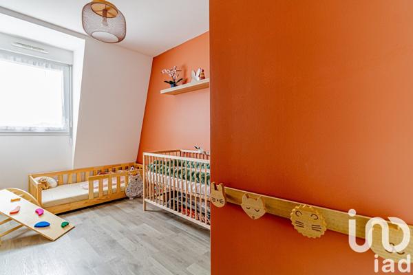 Appartement 3 pièces de 57 m² à Pontault-Combault (77340)