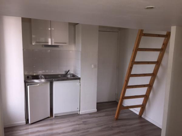 LOCATION STUDIO OULLINS , Oullins