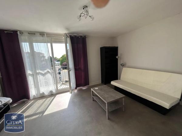 Appartement à louer 1 pièce 27.67m² Joué-lès-Tours (37300)