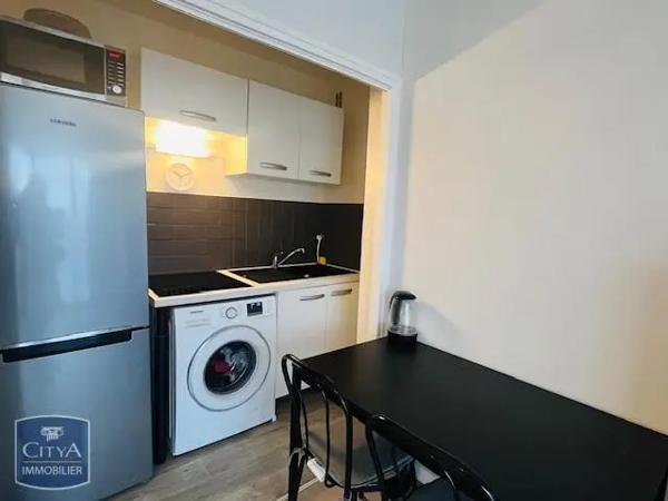 Appartement à louer 1 pièce 27.67m² Joué-lès-Tours (37300)