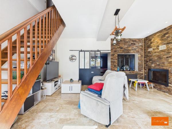 Superbe longère rénovée à 5 min de Mayenne - La Bazoge Montpinçon