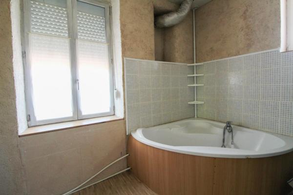 Maison 126 m² avec terrain, proche commodités