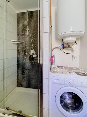 Vente                                                      Appartement
                        
                     6 pièces                      99 m2                     à Lumio