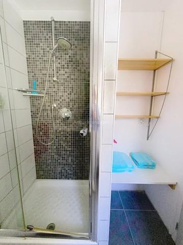 Vente                                                      Appartement
                        
                     6 pièces                      99 m2                     à Lumio