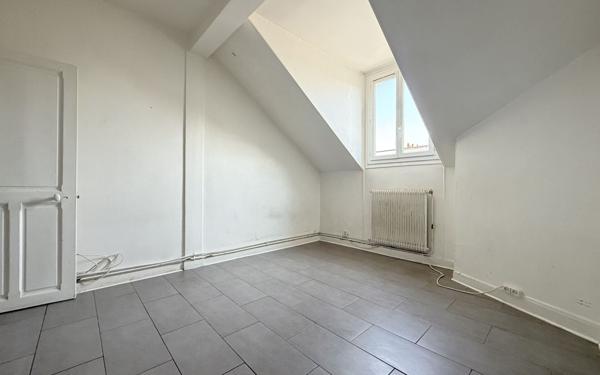 Appartement à vendre    2 pièces • 39,58 m2 Clamart
