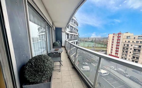 Appartement à vendre    2 pièces • 46 m2 Saint-Maurice