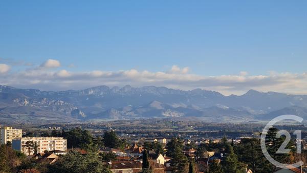 Appartement T5 à vendre  5 pièces - 99,16 m2 ROMANS SUR ISERE - 26