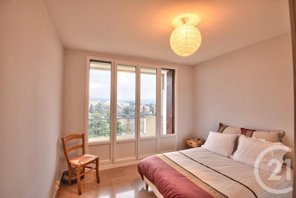 Appartement T5 à vendre  5 pièces - 99,16 m2 ROMANS SUR ISERE - 26