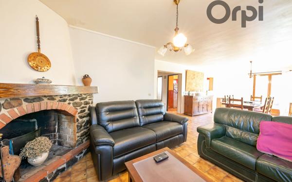 Maison à vendre    5 pièces •  Opoul-Périllos