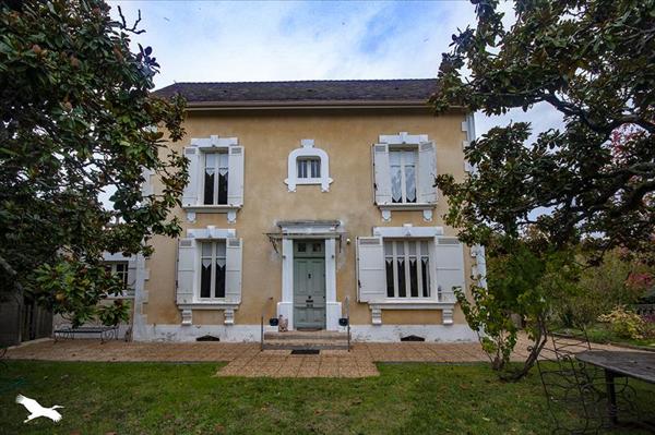 Maison à vendre |  Ribérac |  7 pièces | 174 m²
