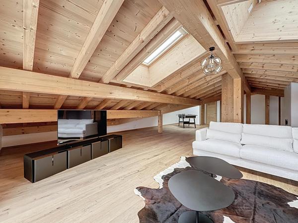 Appartement T8 à vendre  8 pièces - 190,50 m2 LES GETS - 74