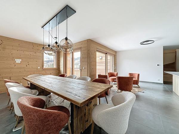 Appartement T8 à vendre  8 pièces - 190,50 m2 LES GETS - 74