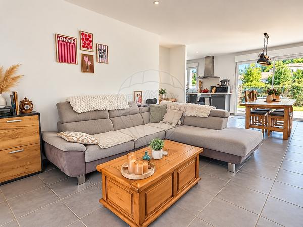 Maison 2 chambre(s) à vendre - Étaules, Charente-Maritime - 17