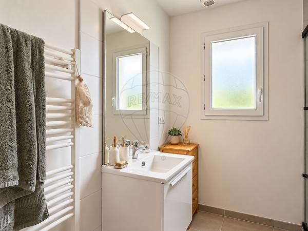 Maison 2 chambre(s) à vendre - Étaules, Charente-Maritime - 17