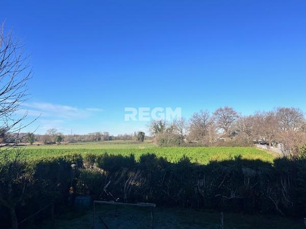 Lescar (64230) Maison de 179 m2 sur un terrain de 1050 m2 - Lescar-