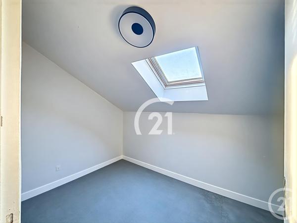 Maison à vendre  14 pièces - 204,91 m2 LE BLANC MESNIL - 93