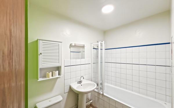 Appartement à vendre    1 pièce •  Gallardon