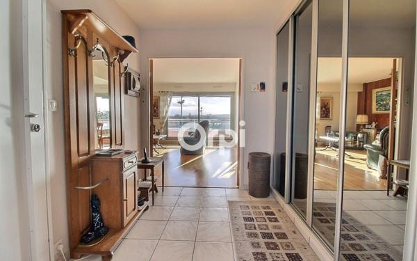 Appartement à vendre    5 pièces • 106,50 m2 Viry-Châtillon