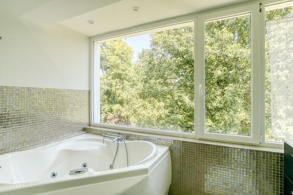 Maison
         7 pièces
        - 175 m² Bien prestige 950 000 € *
