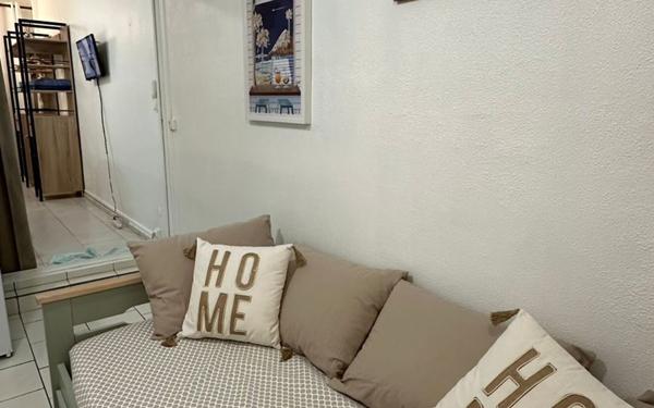 Appartement à vendre    2 pièces • 19 m2 Saint-François