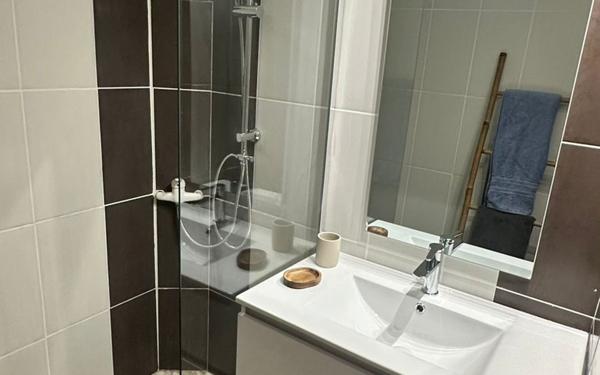 Appartement à vendre    2 pièces • 19 m2 Saint-François